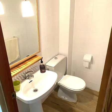 Large Townhouse For A Relaxing Getaway Mareny Blau